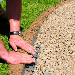 Bordure Tcourb' 200×4 cm | Séparation flexible PVC pour terrasse, jardinière et massif